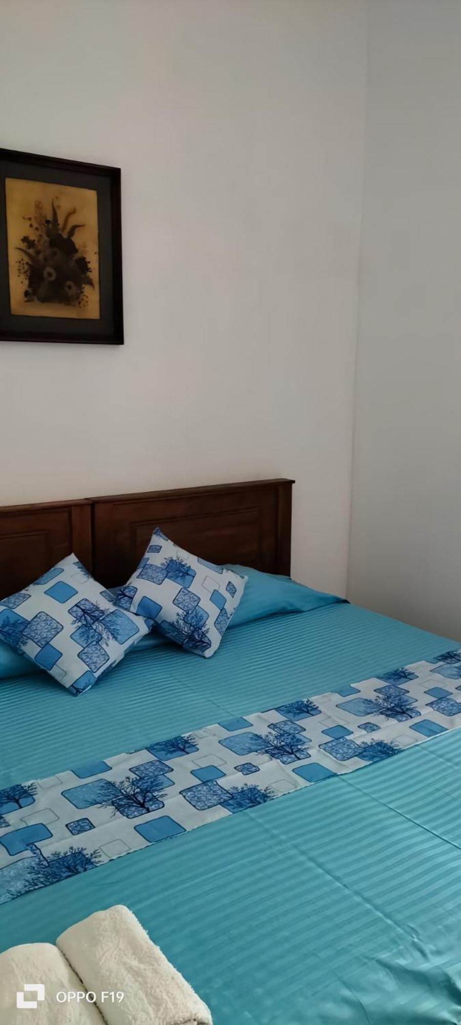Ceylon Lodge - Airport Transit Hostel Негомбо Экстерьер фото